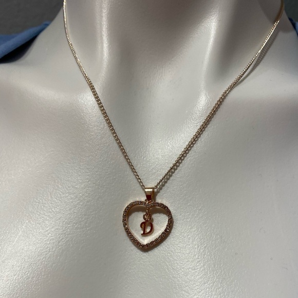 Fashion Gold Tone Letter D Love Necklace - Picture 4 of 4